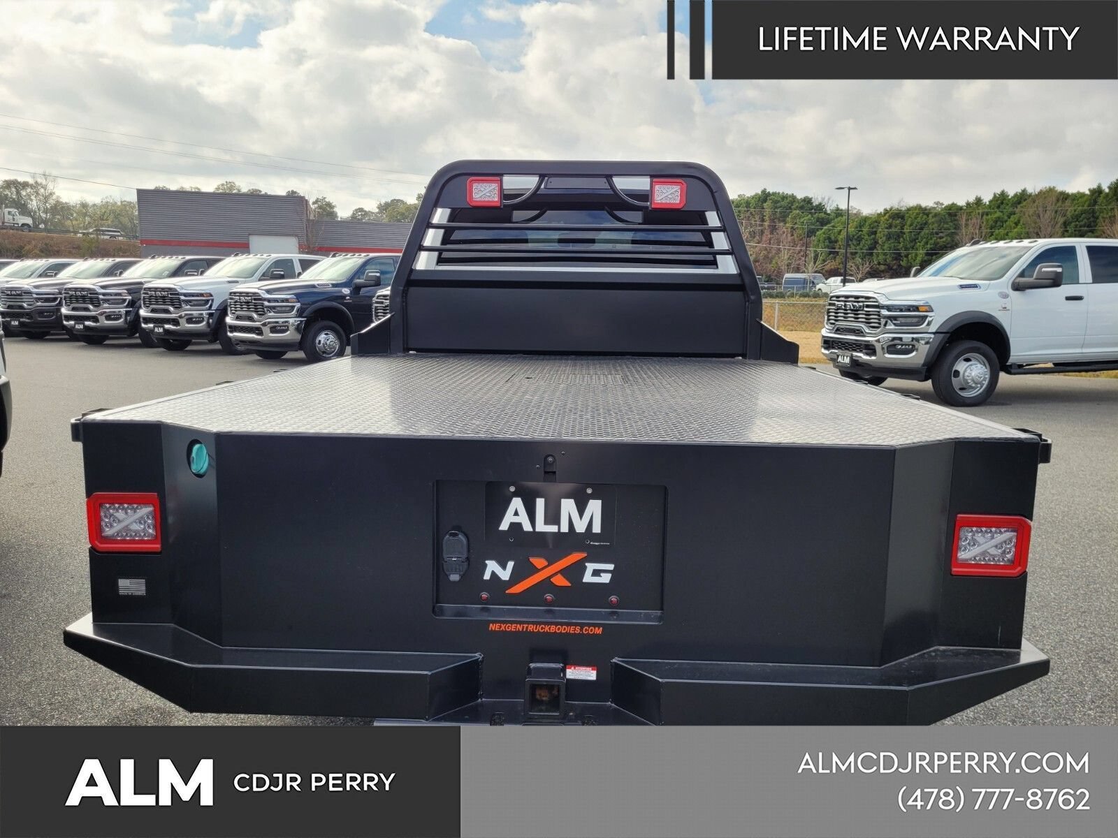 New 2025 RAM 4500 Tradesman AWD/4WD image 11