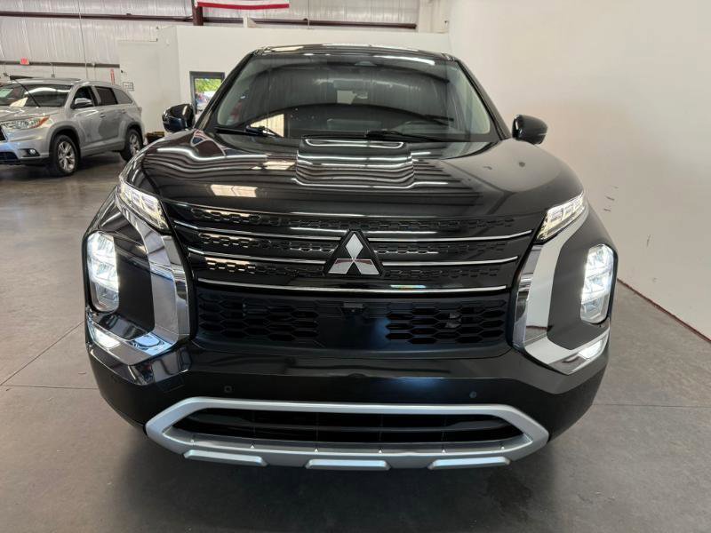 Used 2022 Mitsubishi Outlander SE FWD image 4