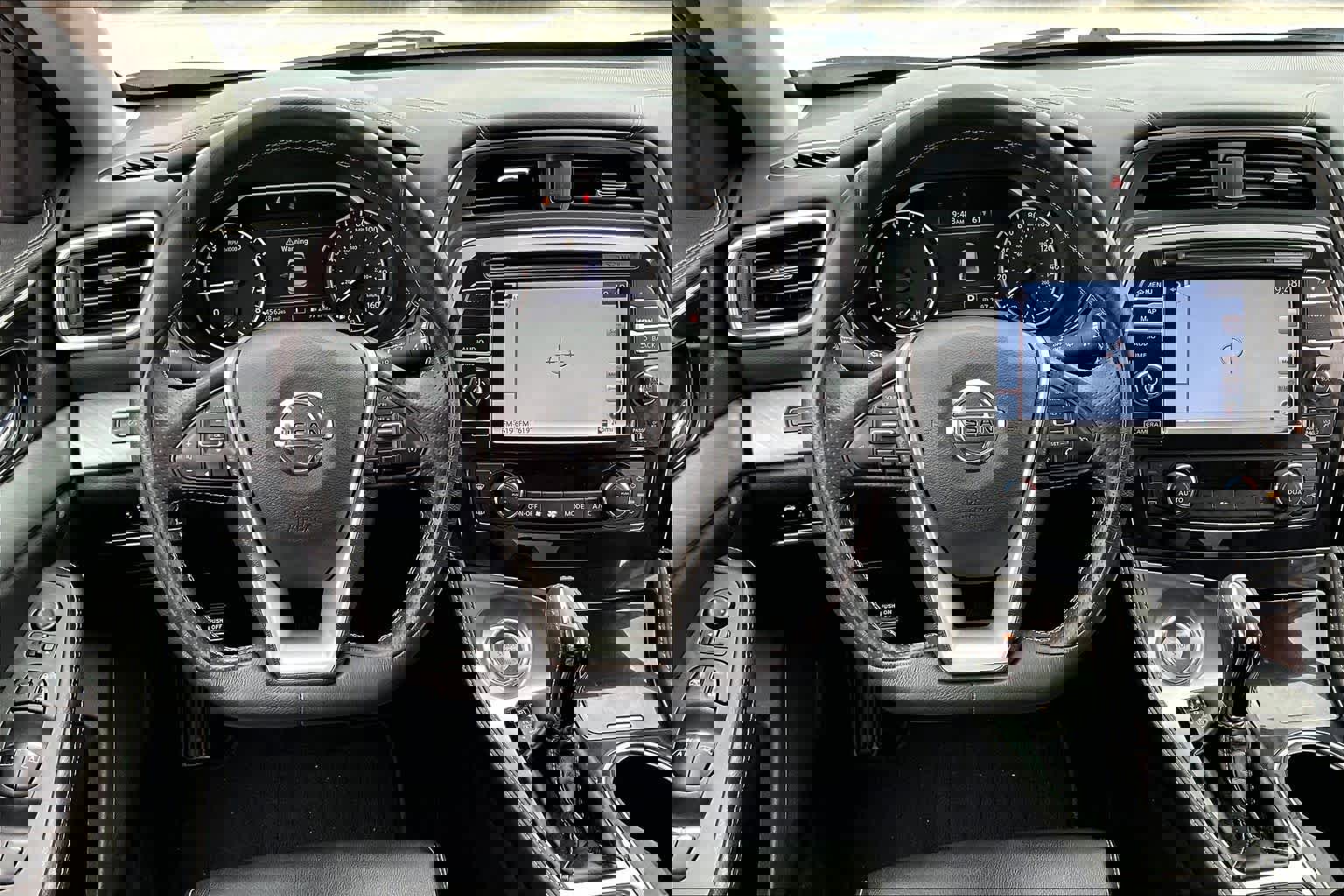 Used 2018 Nissan Maxima 3.5 SV image 6