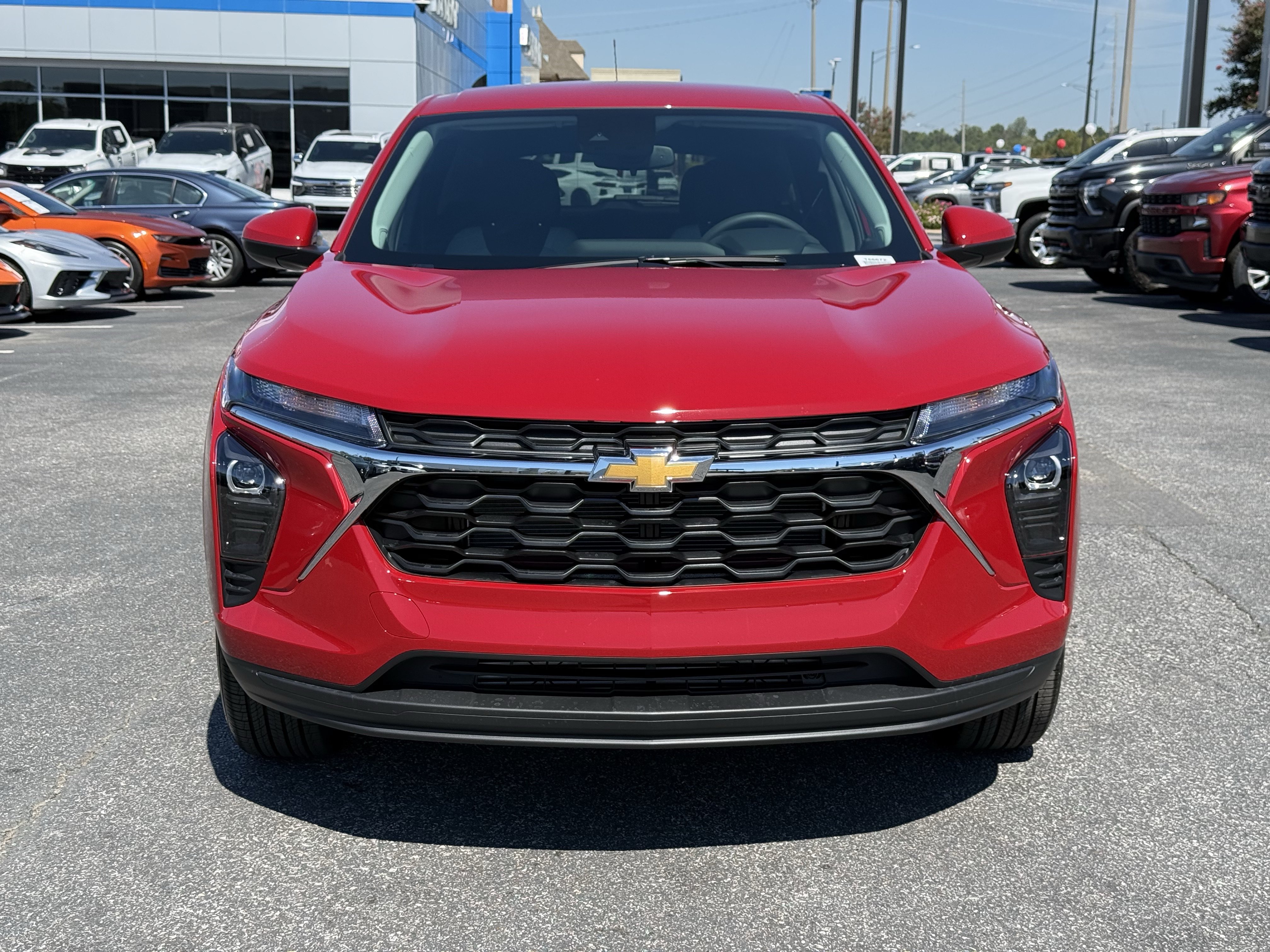 New 2026 Chevrolet Trax LS w/ LS Convenience Package FWD image 3