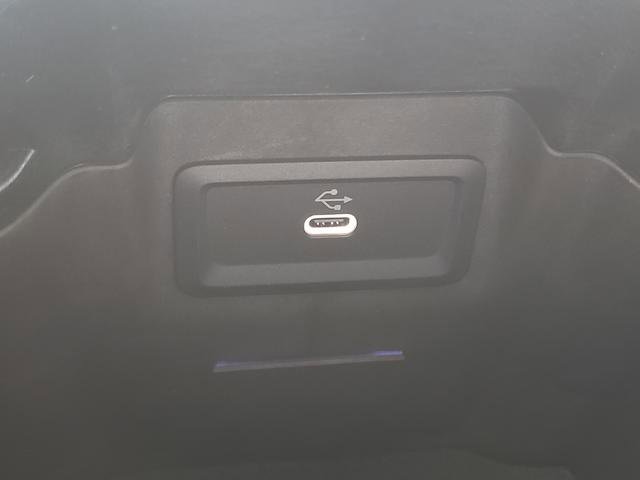 New 2025 Mercedes-Benz GLC 350e 4MATIC image 28