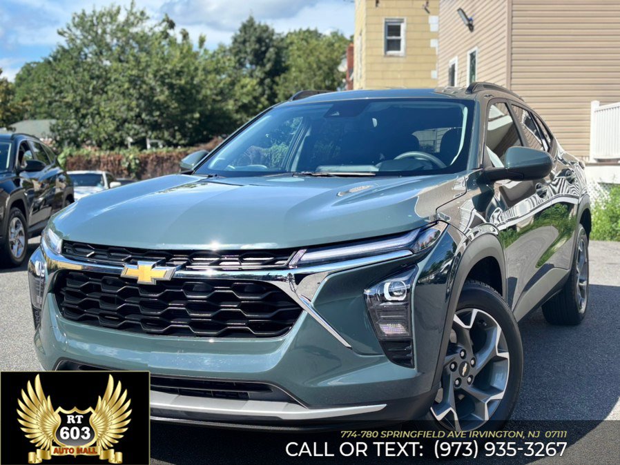 Used 2025 Chevrolet Trax LT