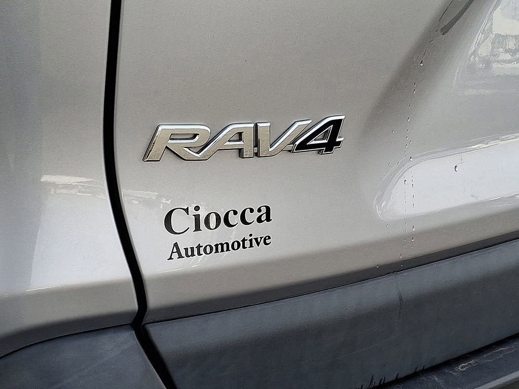 Used 2021 Toyota RAV4 XLE w/ Convenience Package AWD/4WD image 31