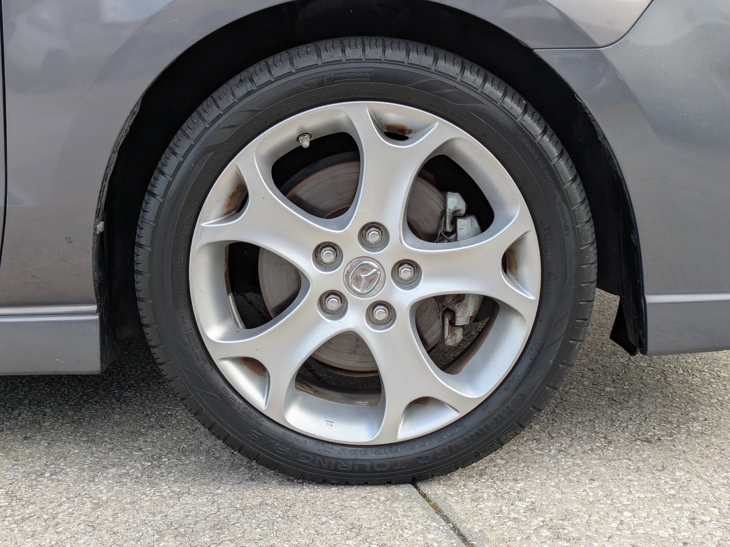 Used 2009 MAZDA MAZDA5 Touring image 11