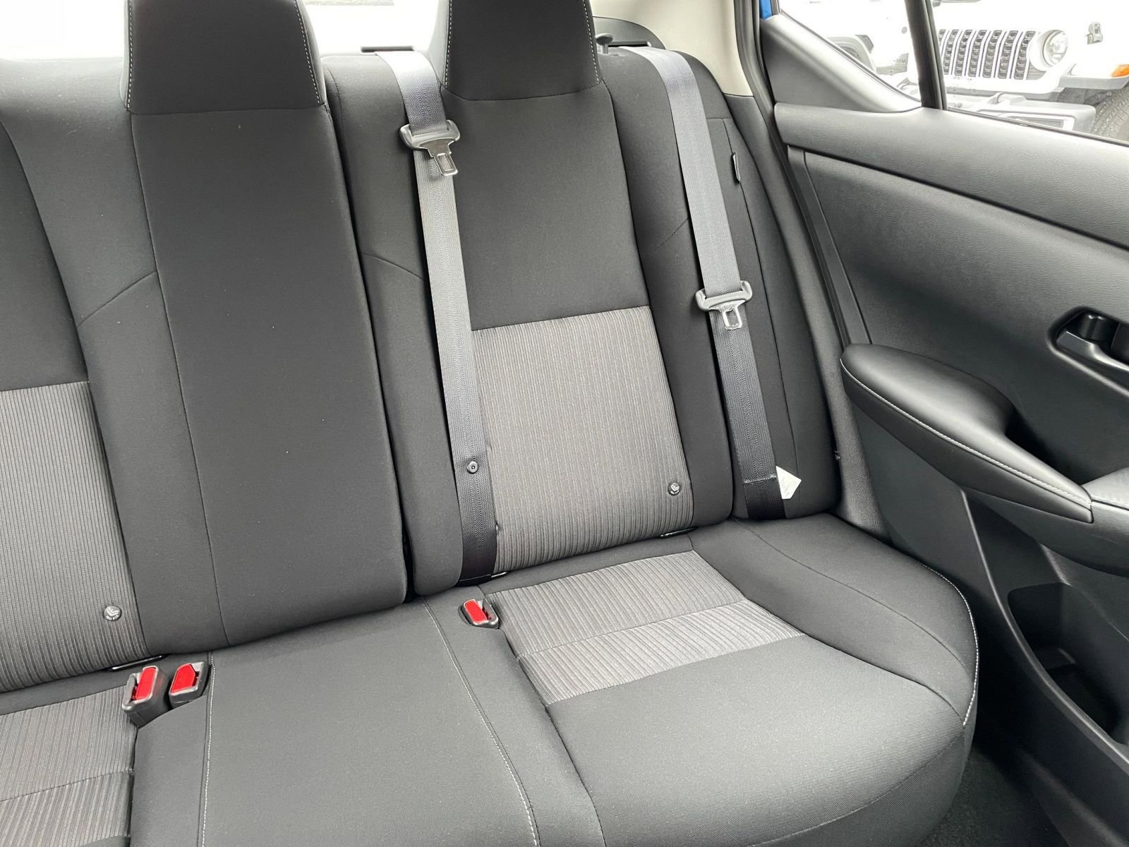 Used 2025 Nissan Sentra SV image 35