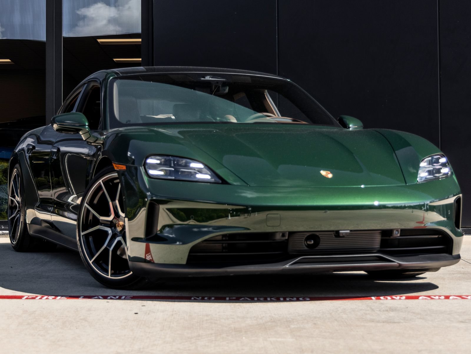 New 2026 Porsche Taycan AWD/4WD image 6