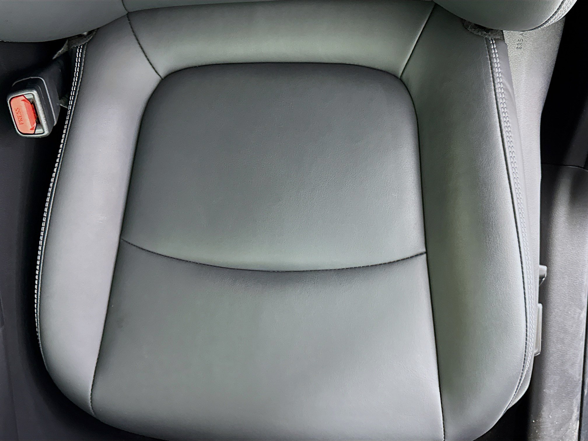 Certified 2023 Toyota RAV4 XLE Premium AWD/4WD image 18