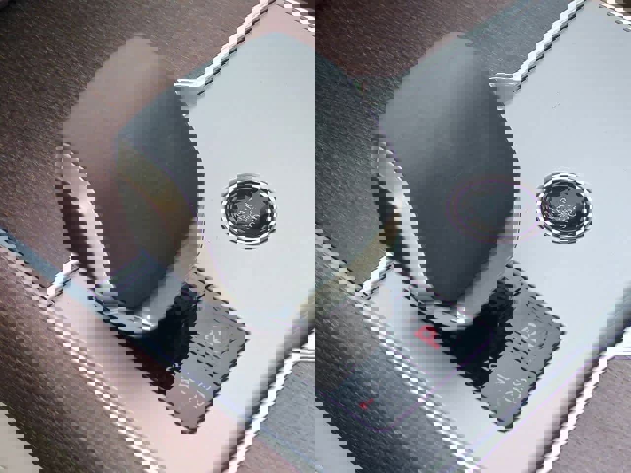 Certified 2024 Land Rover Range Rover SE image 33