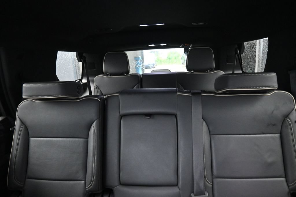 Used 2024 GMC Yukon SLT AWD/4WD image 26