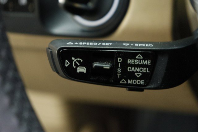 Used 2019 Porsche Cayenne S AWD/4WD image 14