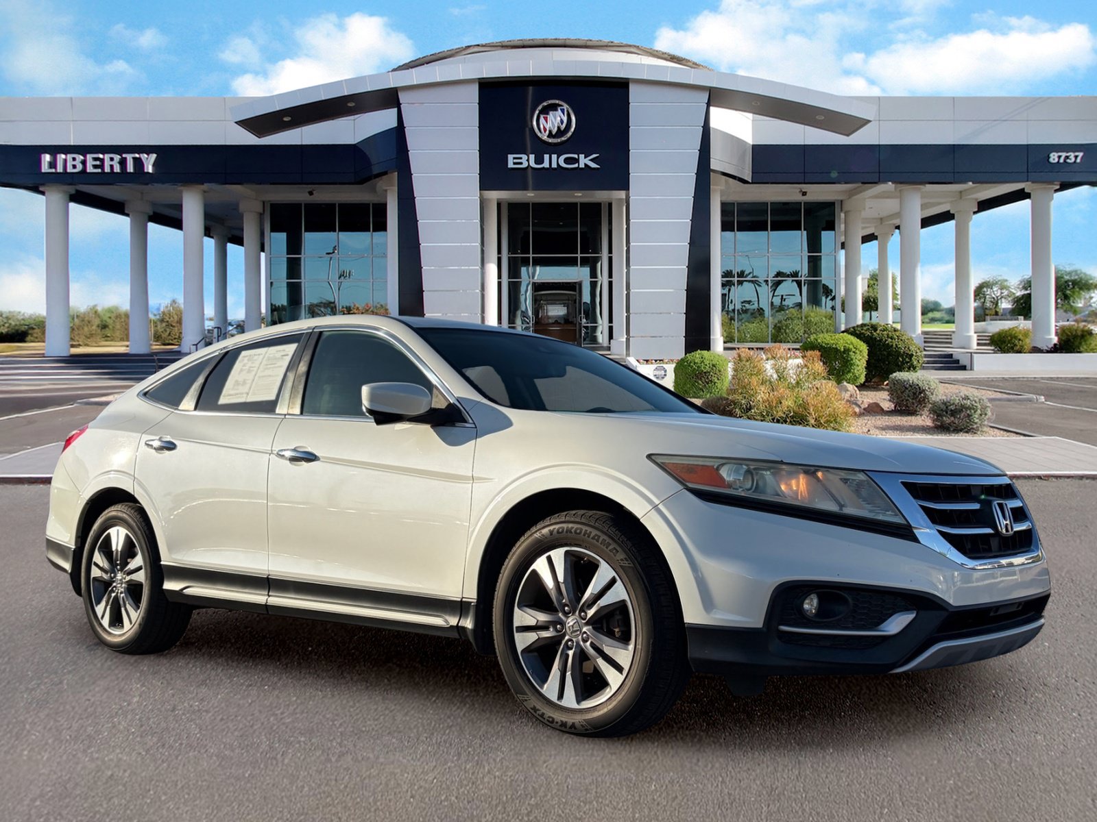 Used 2015 Honda Crosstour EX-L image 2