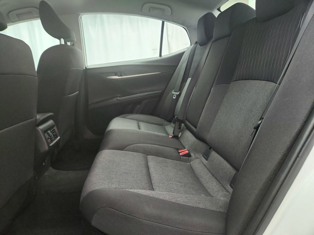 Used 2025 Toyota Camry LE w/ Convenience Package image 26