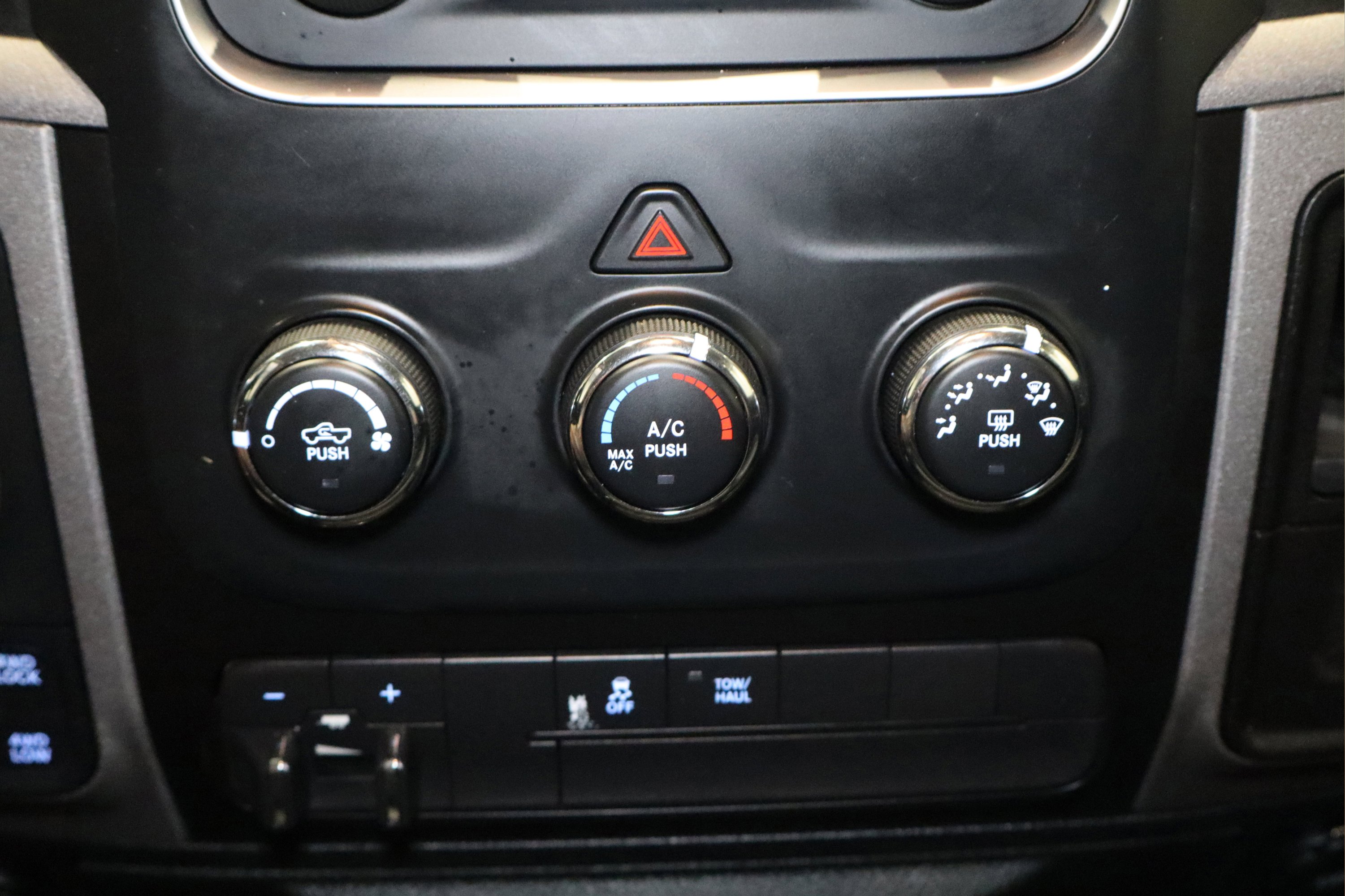 Used 2018 RAM 1500 Tradesman w/ Protection Group image 24