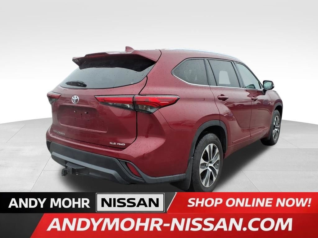 Used 2021 Toyota Highlander XLE image 8