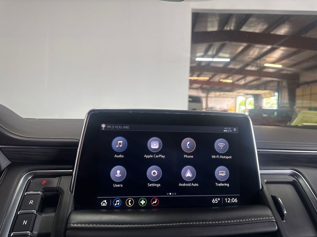 Used 2021 GMC Yukon XL SLT AWD/4WD image 15