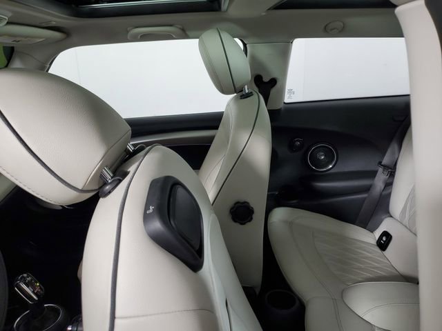 Used 2020 MINI Cooper S image 12