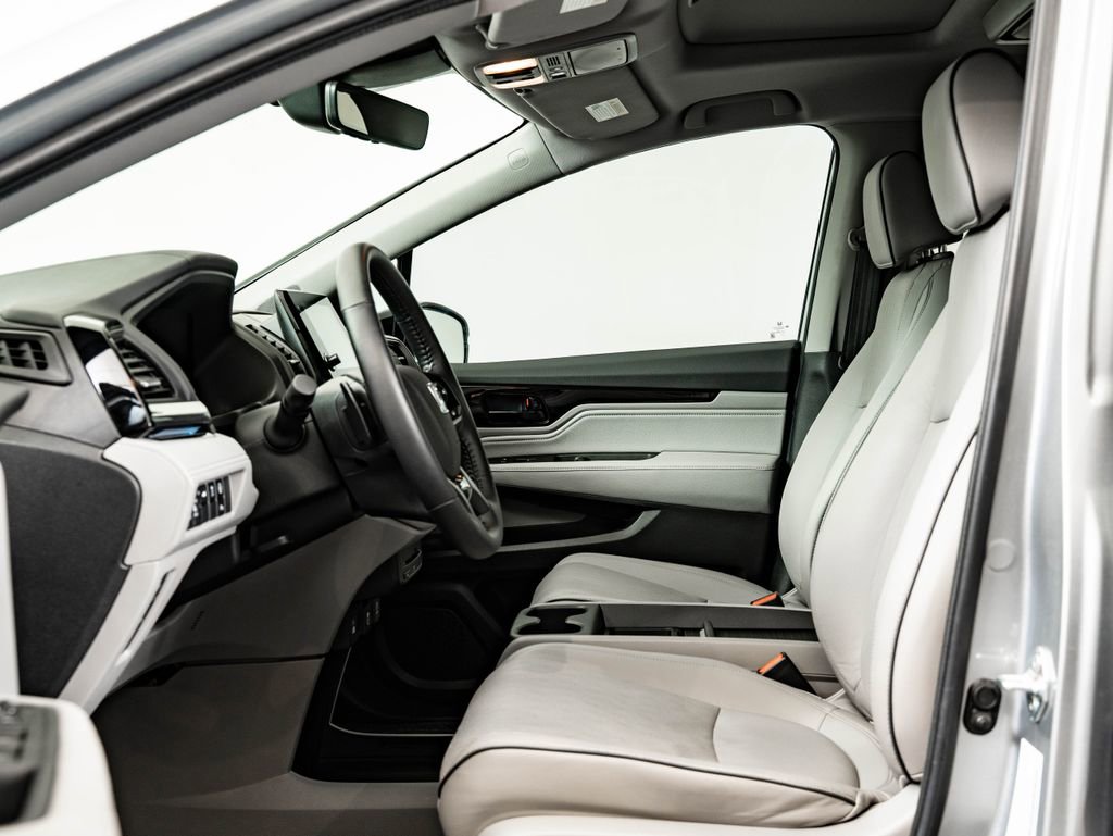 Used 2024 Honda Odyssey Elite image 23