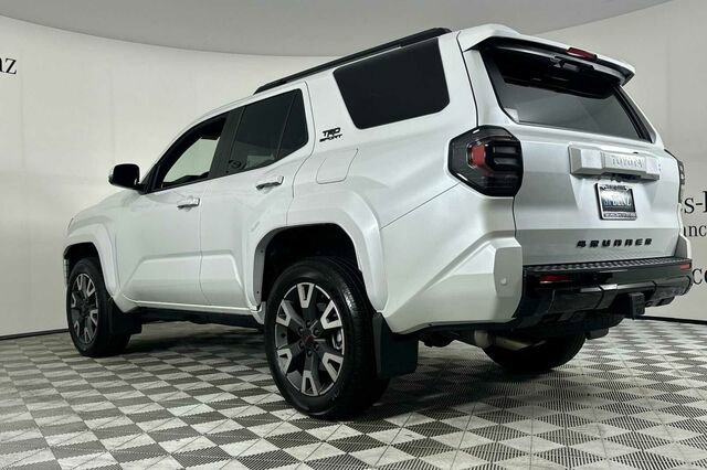 Used 2025 Toyota 4Runner 4WD image 6