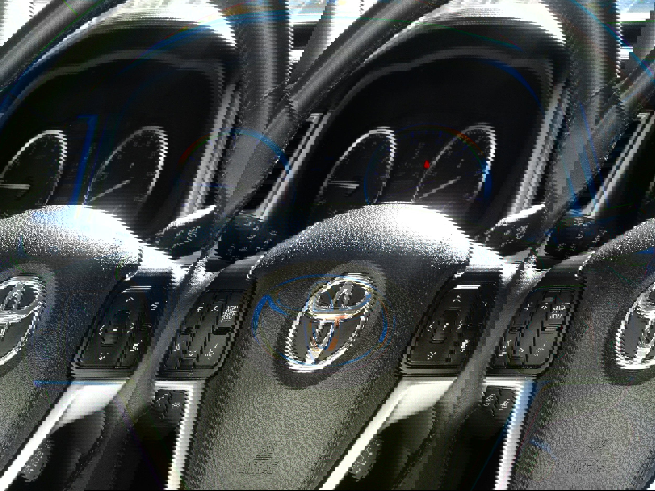 Used 2016 Toyota Highlander Limited image 17