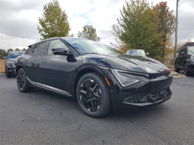 New 2025 Kia EV6 Wind image 3