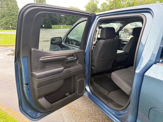 Used 2024 Chevrolet Silverado 1500 LT AWD/4WD image 13