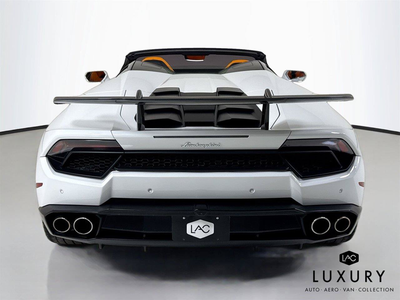 Used 2019 Lamborghini Huracan LP 580-2 RWD image 7