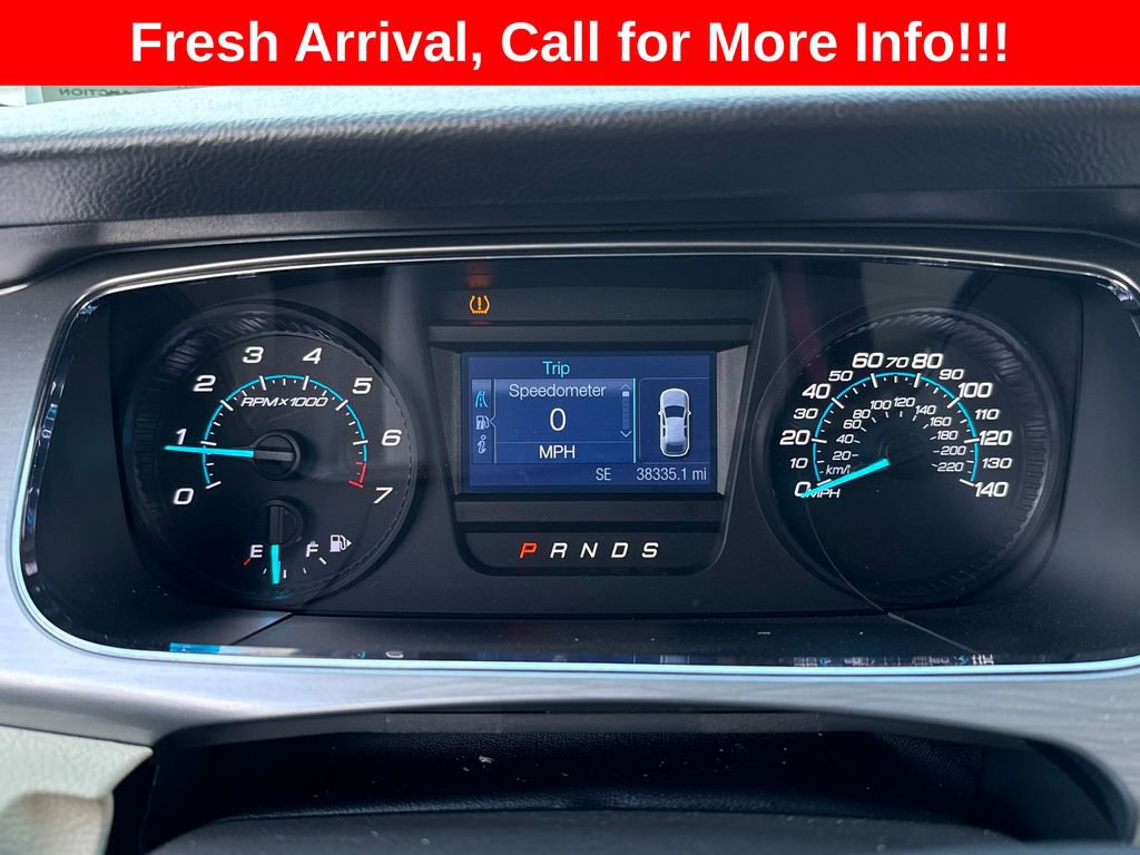 Used 2018 Ford Taurus SEL image 3