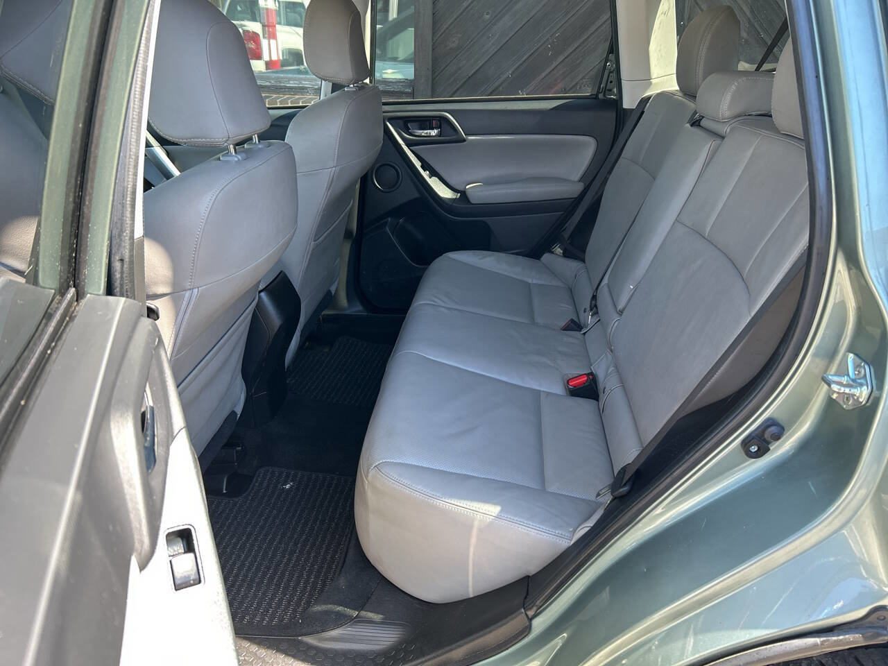 Used 2015 Subaru Forester 2.5i Touring w/ Popular Package #1 AWD/4WD image 16