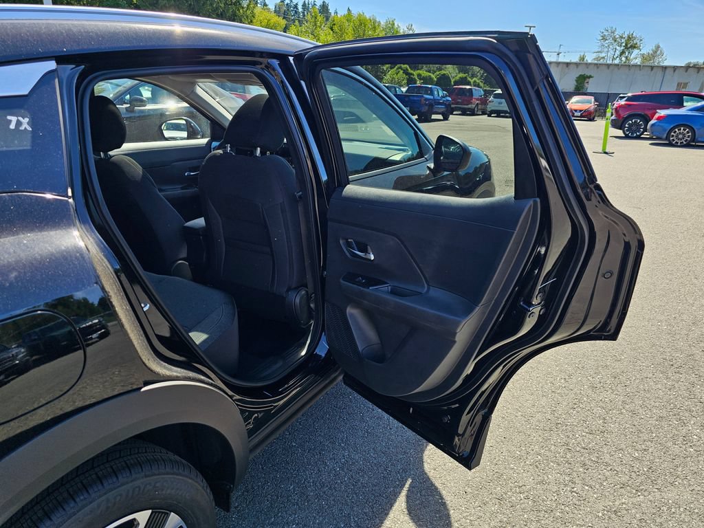 New 2026 Nissan Kicks SV w/ SV Premium Package AWD/4WD image 25