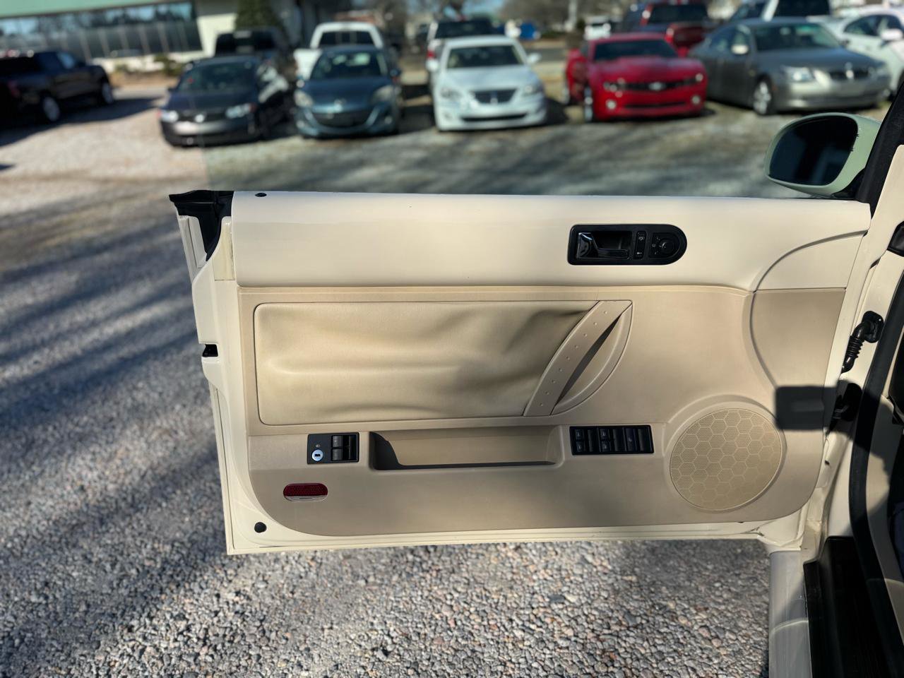 Used 2004 Volkswagen Beetle GLS image 17