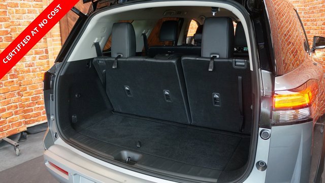 Used 2022 Nissan Pathfinder SL image 42