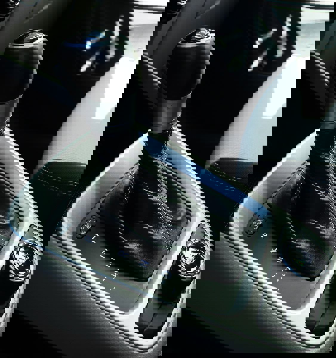 Used 2024 Hyundai Venue SEL image 51