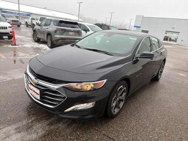 Certified 2023 Chevrolet Malibu LT w/ Driver Confidence Package image 6