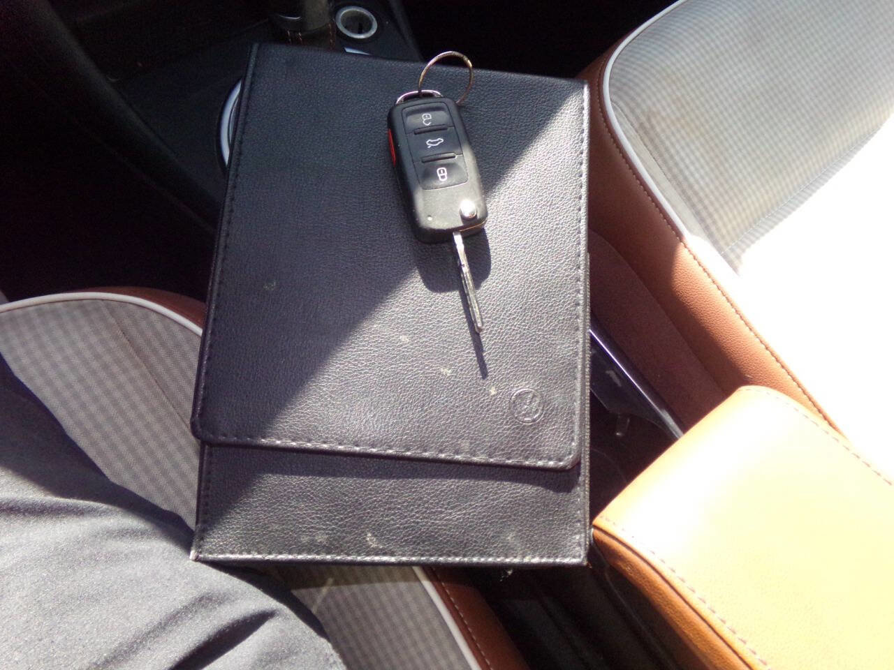 Used 2015 Volkswagen Beetle 1.8T Classic image 49