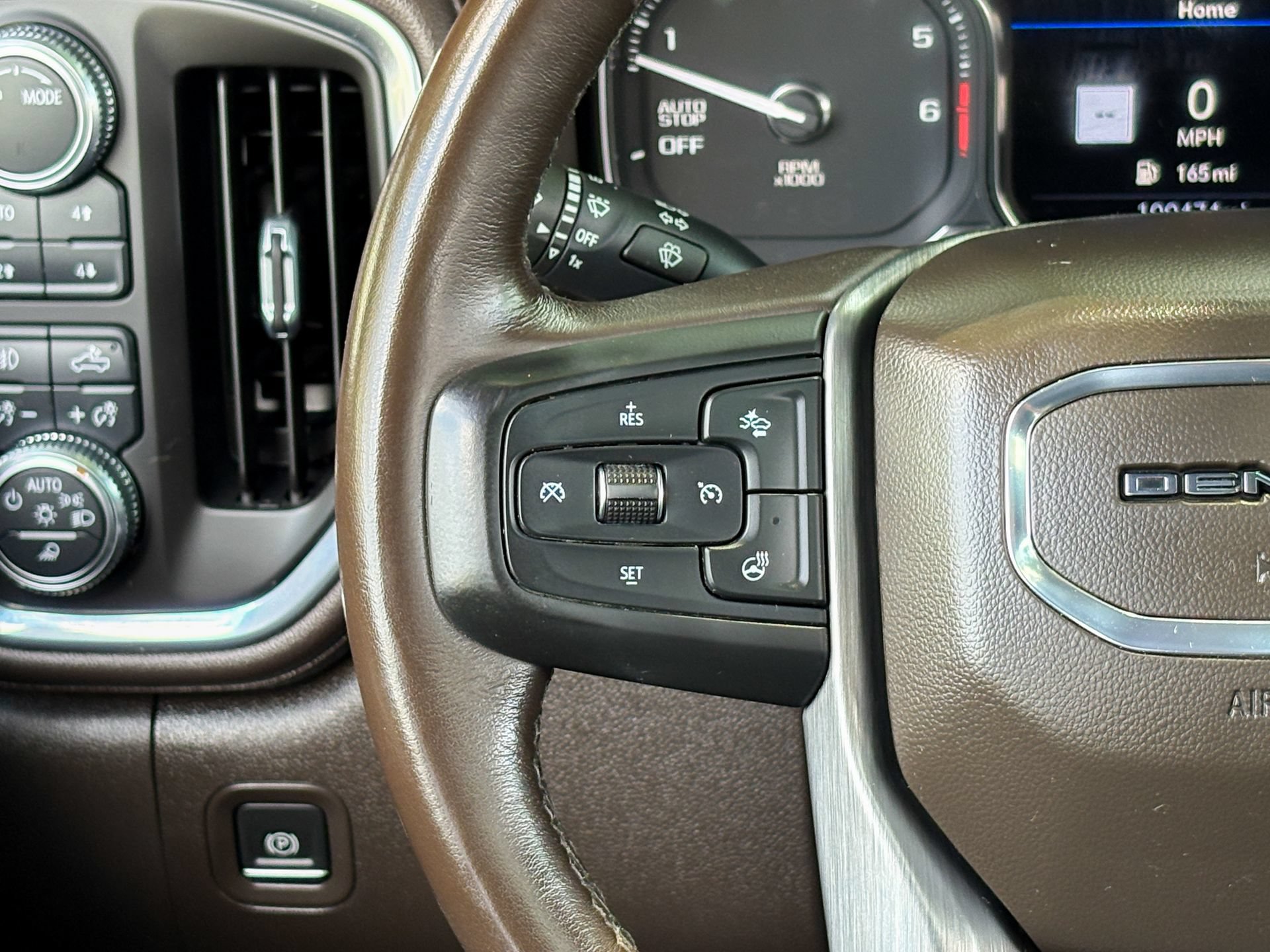 Used 2021 GMC Sierra 1500 Denali w/ Denali Ultimate Package AWD/4WD image 24