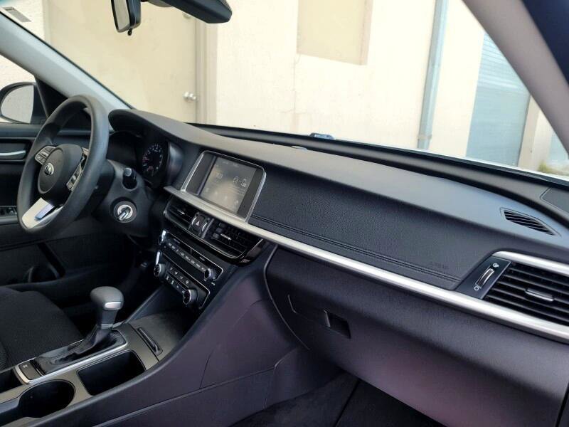 Used 2019 Kia Optima LX FWD image 19