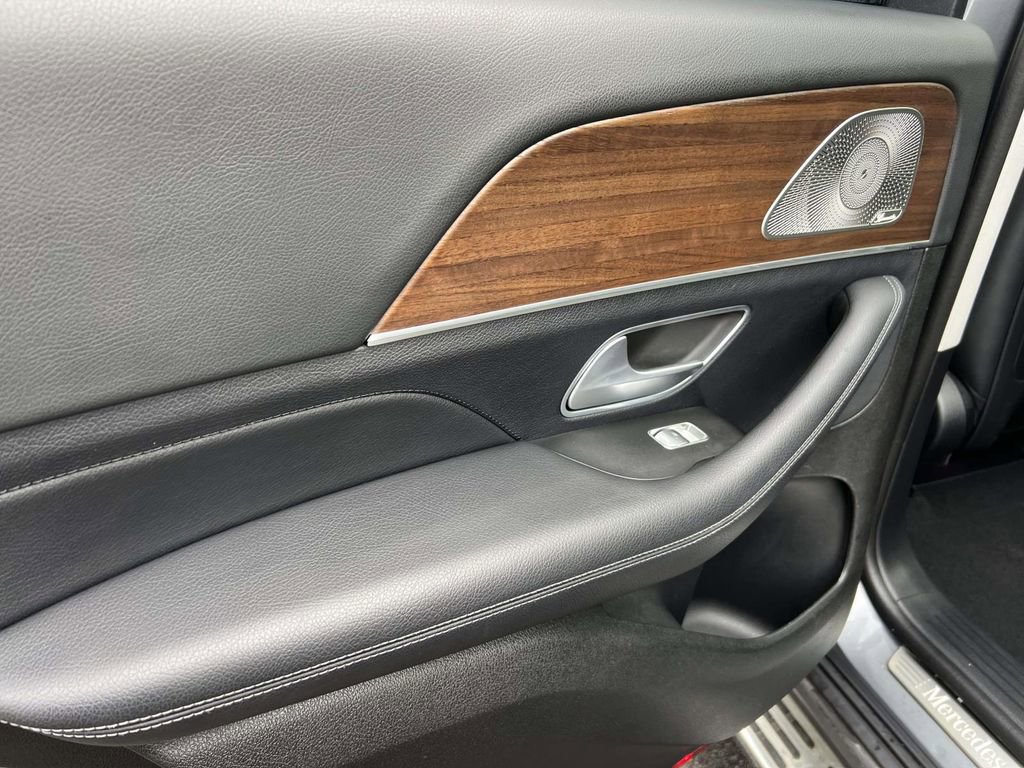 Used 2023 Mercedes-Benz GLE 350 4MATIC image 12