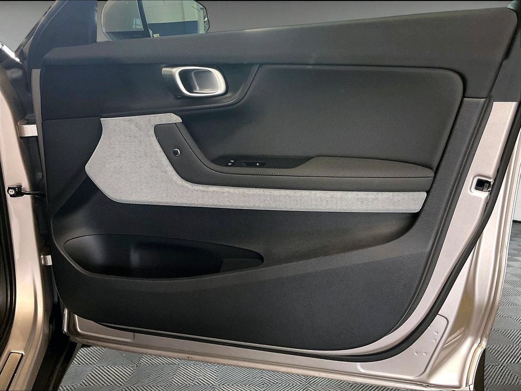 Used 2024 Polestar Polestar 2 AWD/4WD image 12