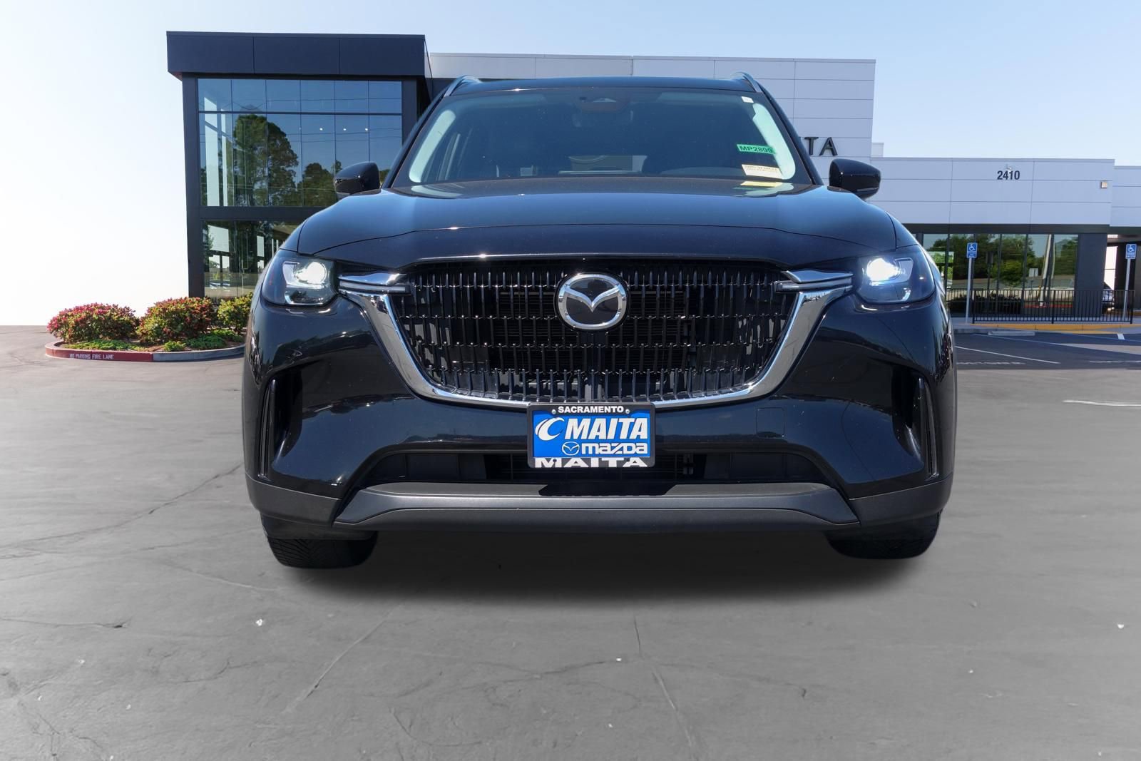 Used 2024 MAZDA CX-90 Plug-In Hybrid w/ Preferred AWD/4WD image 8
