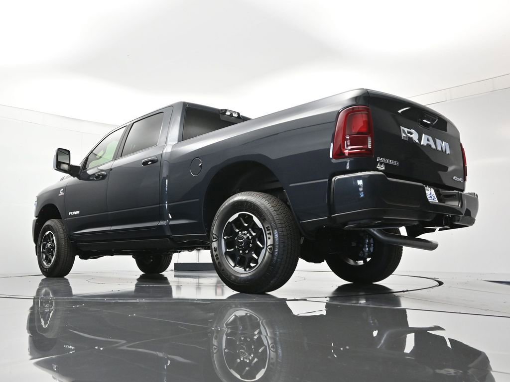 New 2026 RAM 3500 Laramie AWD/4WD image 44