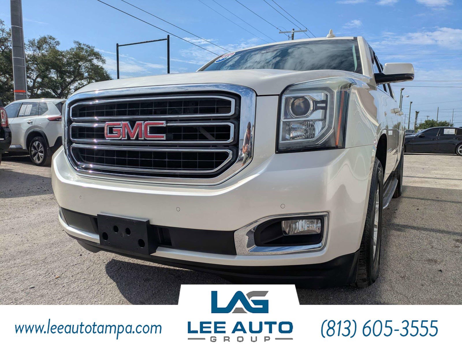 Used 2015 GMC Yukon XL SLT w/ Open Road Package AWD/4WD image 7