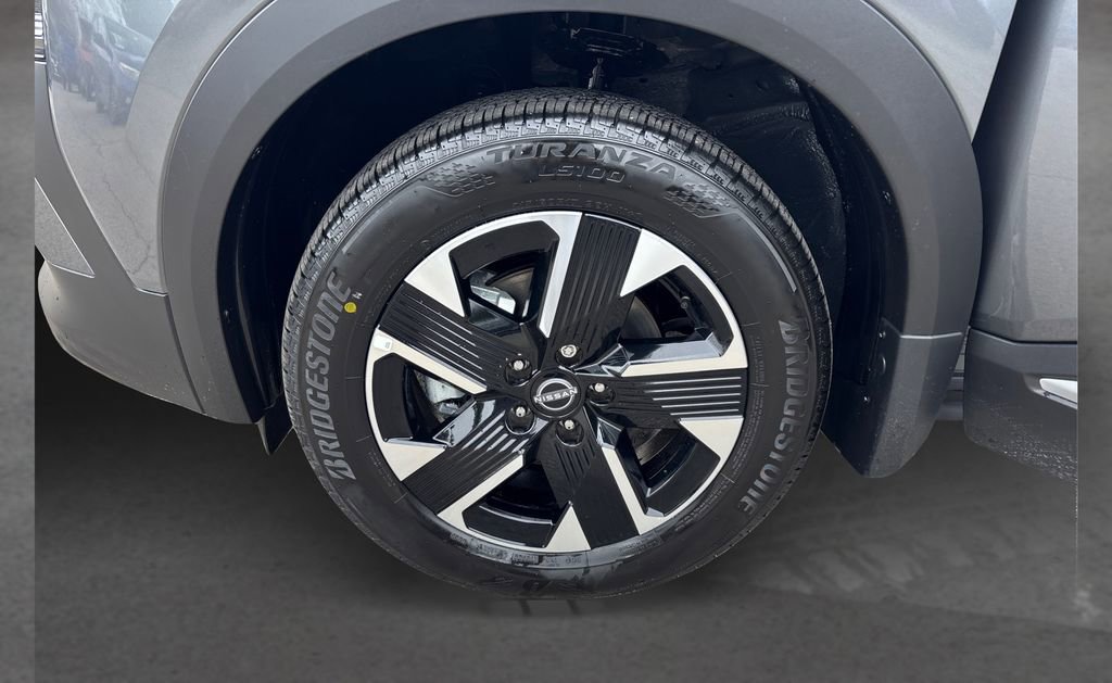 New 2026 Nissan Kicks SV w/ SV Premium Package image 11