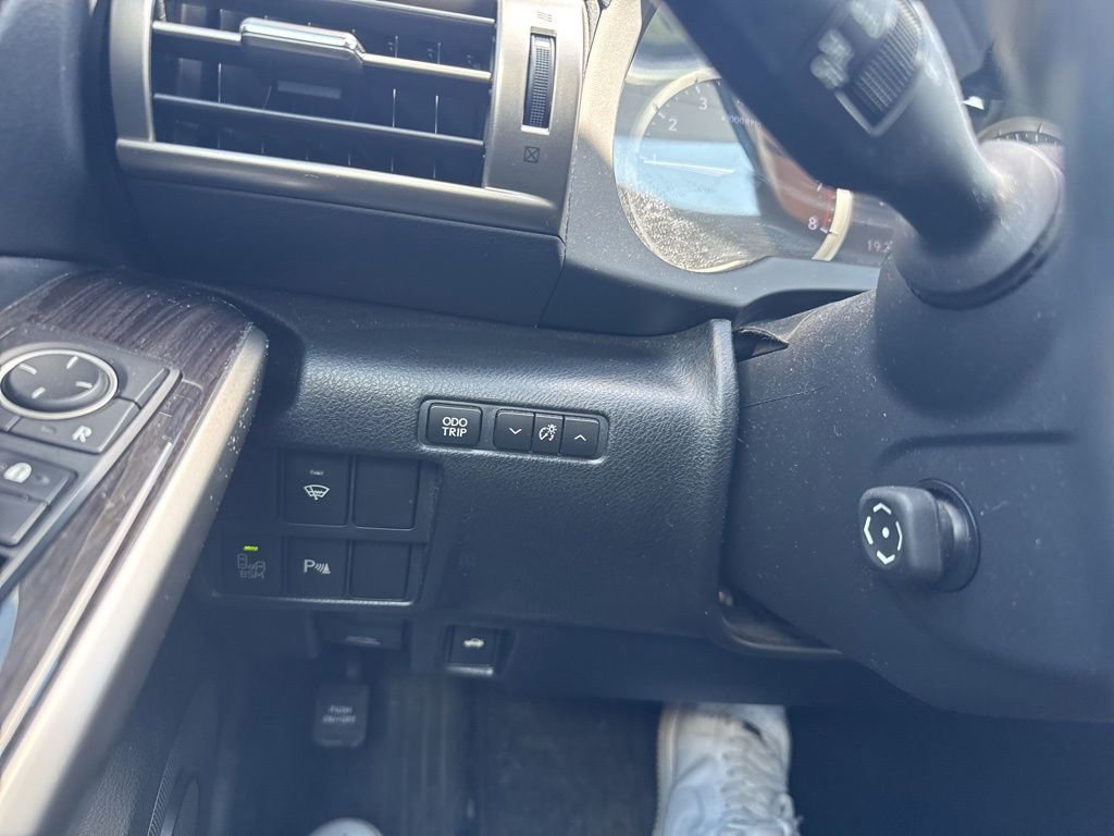 Used 2014 Lexus IS 250 AWD w/ Luxury Package w/Gray Wood image 26