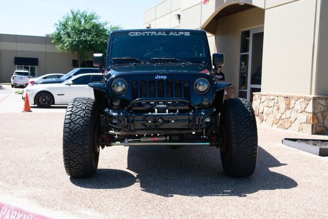 Used 2009 Jeep Wrangler Unlimited Rubicon w/ Dual Top Group image 8