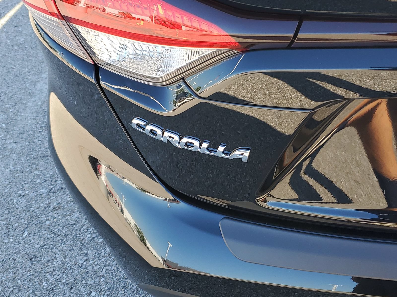 New 2026 Toyota Corolla LE AWD/4WD image 7