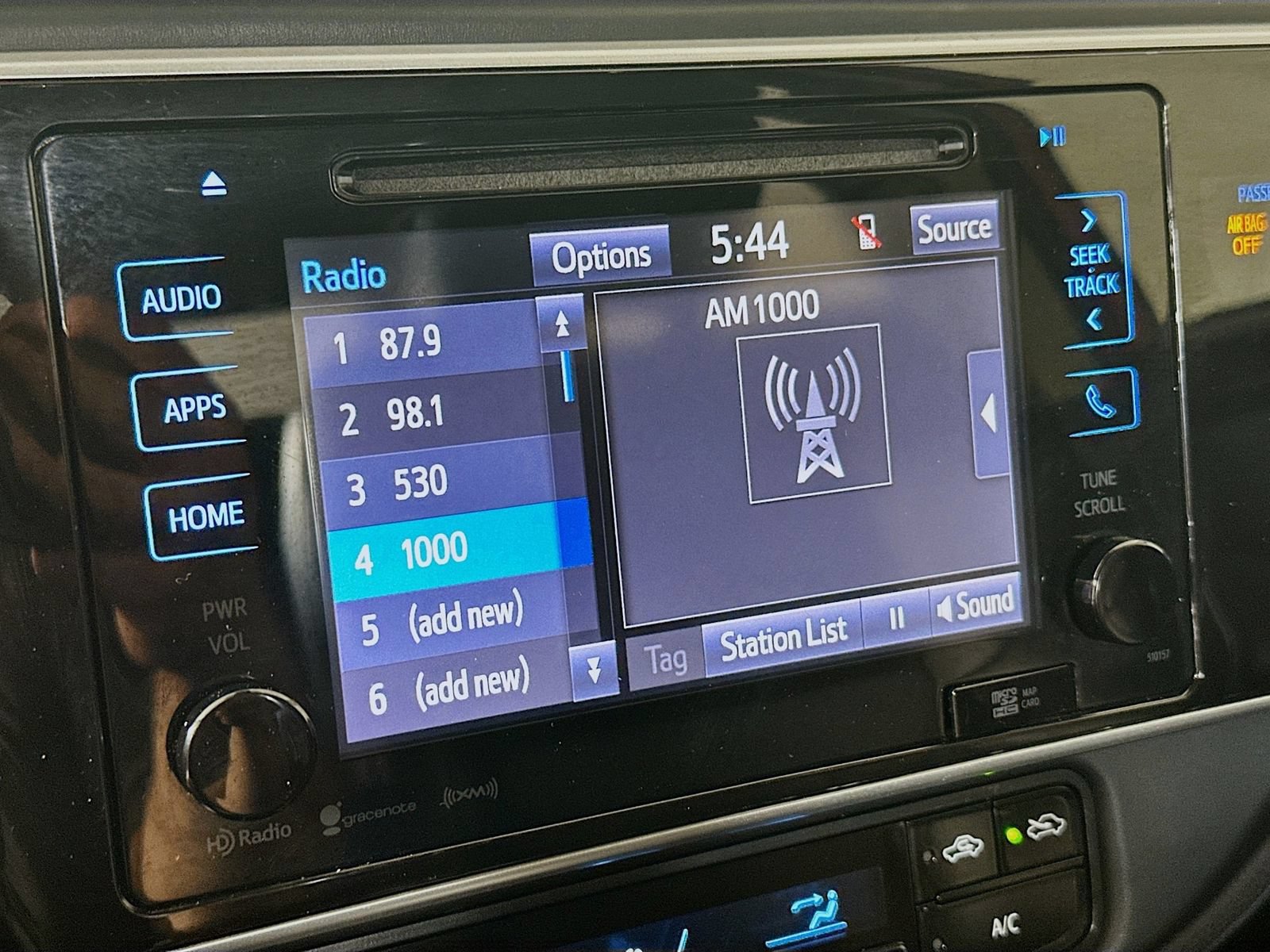 Used 2019 Toyota Corolla SE FWD image 13