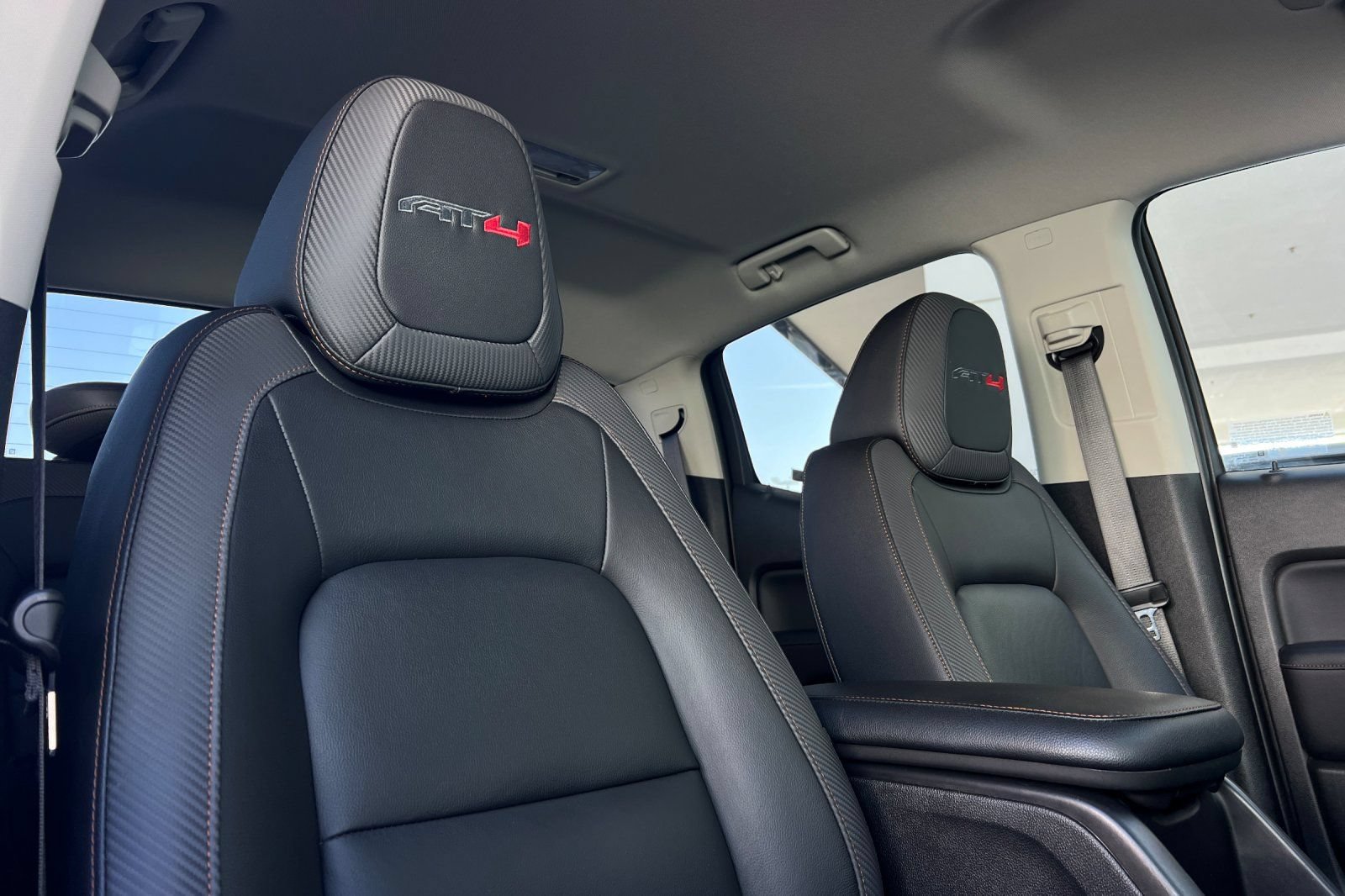 Used 2022 GMC Canyon AT4 w/ Trailering Package AWD/4WD image 20