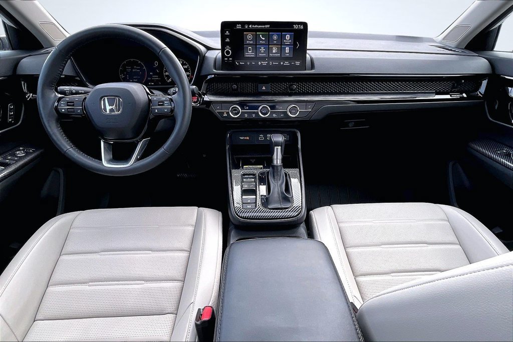 Used 2024 Honda CR-V EX-L image 9