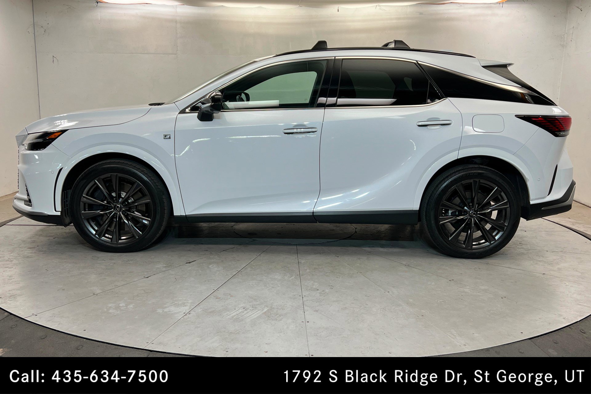 Used 2024 Lexus RX 350 F Sport w/ Convenience Package image 2