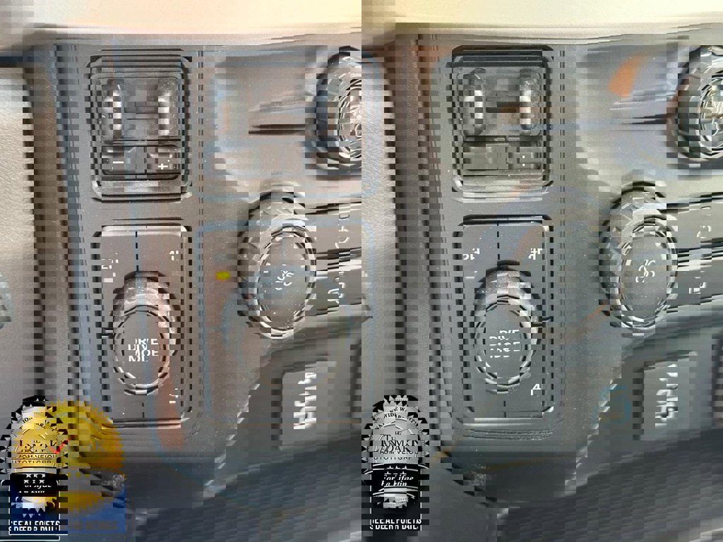 Used 2023 Ford F550 4x4 Regular Cab Super Duty image 14